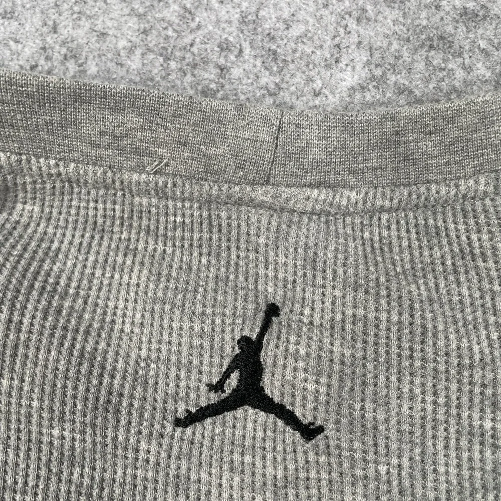 Jordan Mens Shirt XL Gray Long Sleeve Athletic Streetwear Knit Waffle Air